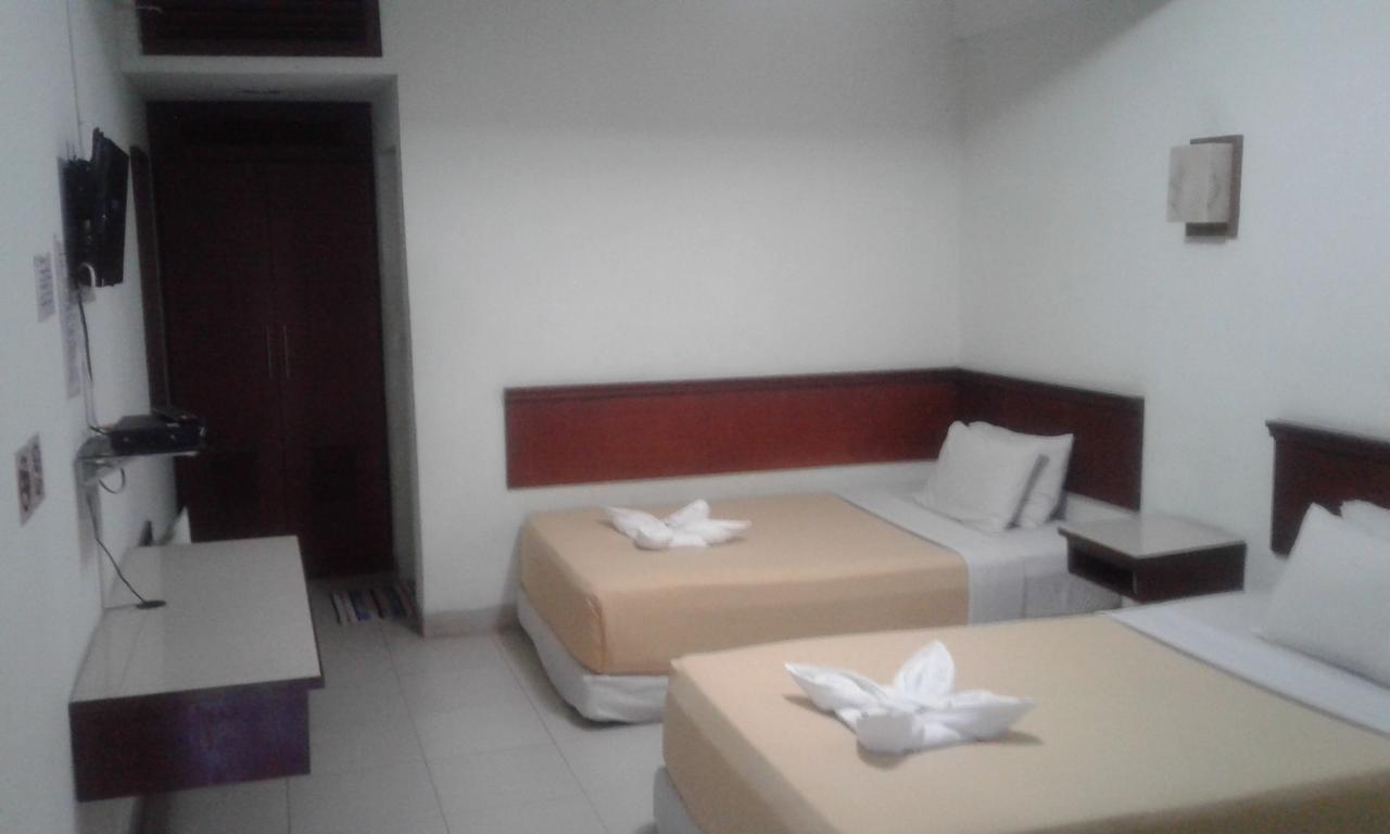 Pandu Lakeside Hotel Parapat Zewnętrze zdjęcie