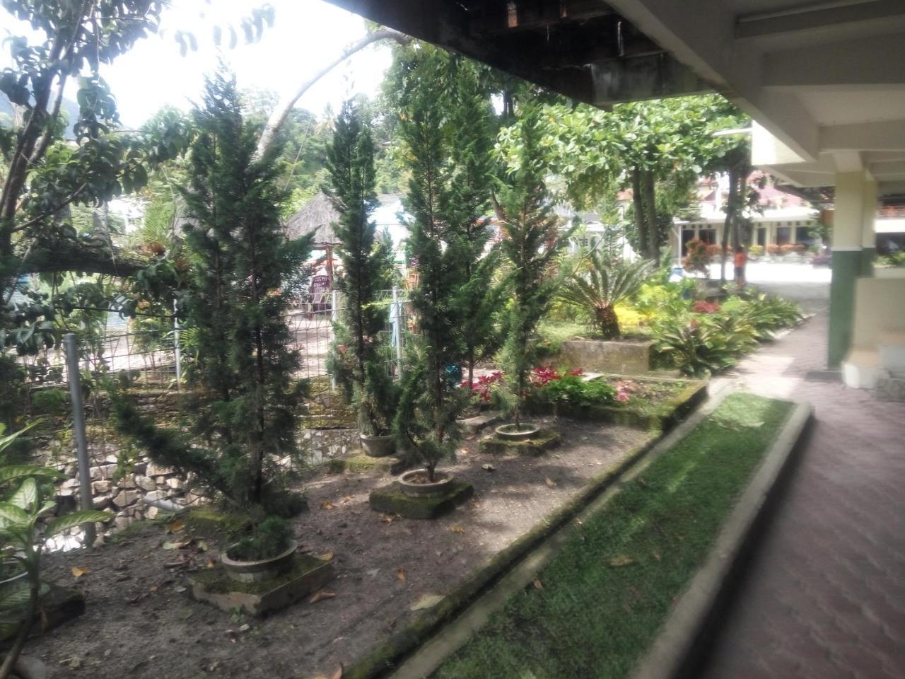 Pandu Lakeside Hotel Parapat Zewnętrze zdjęcie