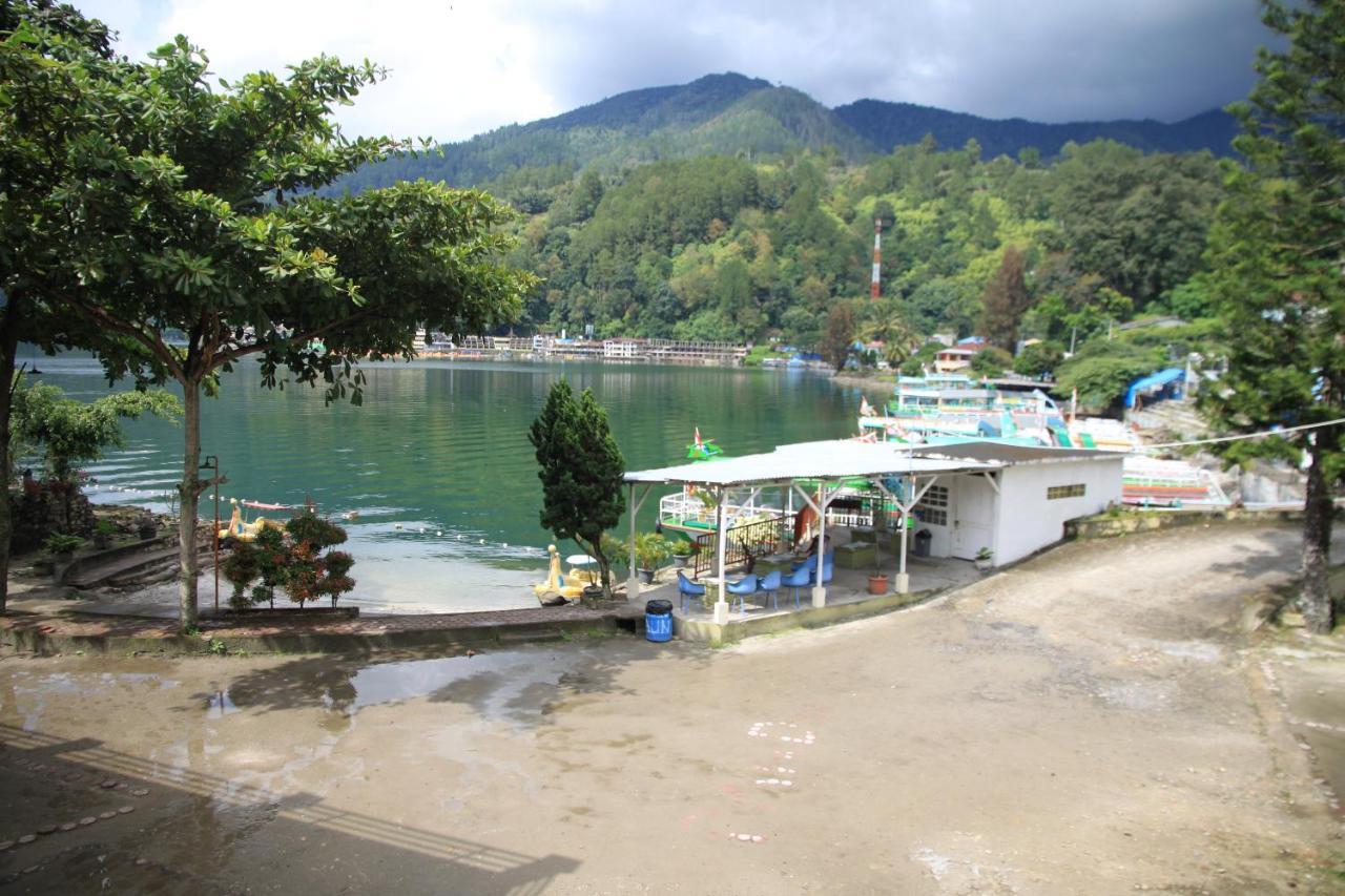 Pandu Lakeside Hotel Parapat Zewnętrze zdjęcie