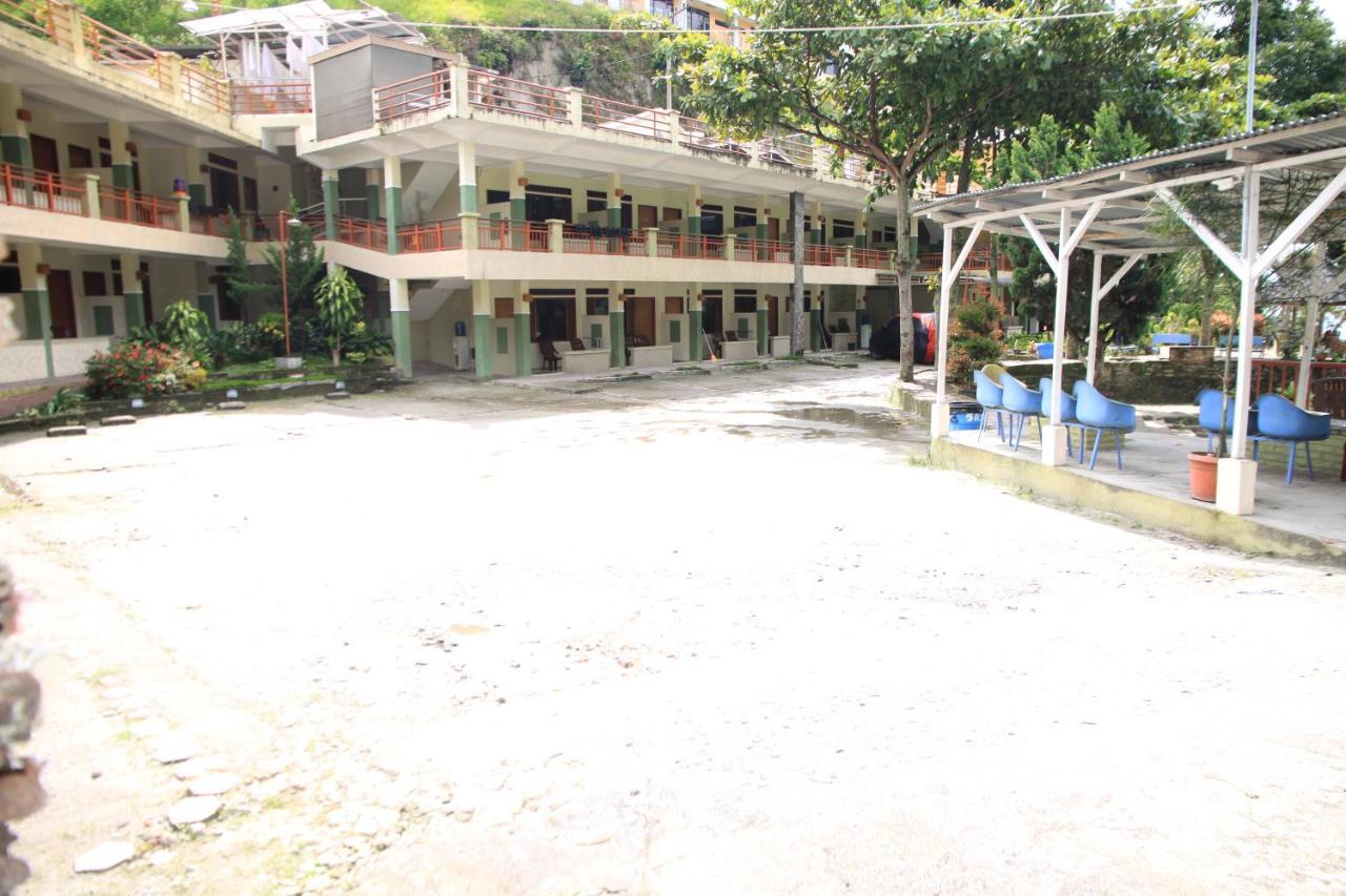 Pandu Lakeside Hotel Parapat Zewnętrze zdjęcie