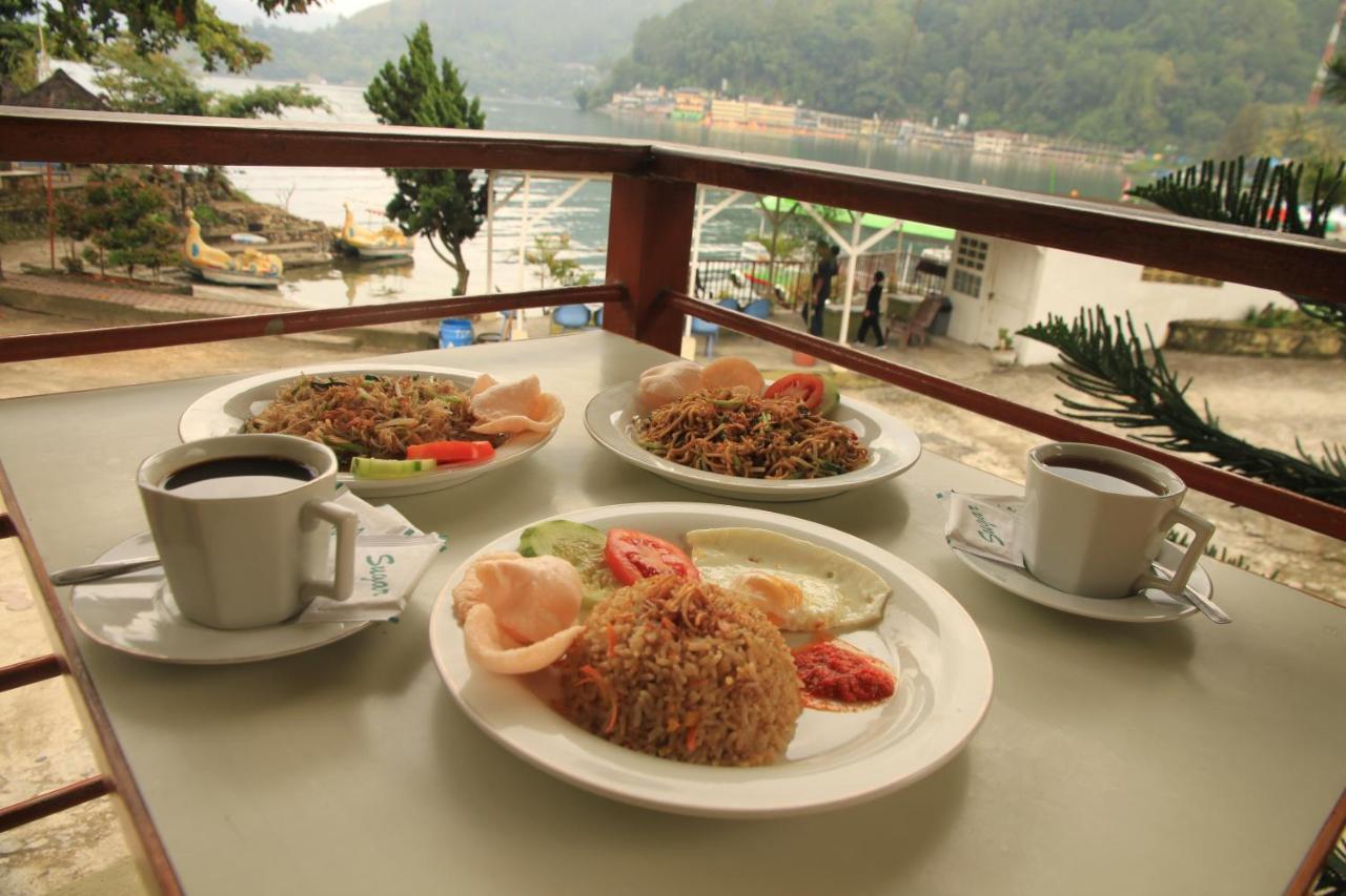 Pandu Lakeside Hotel Parapat Zewnętrze zdjęcie